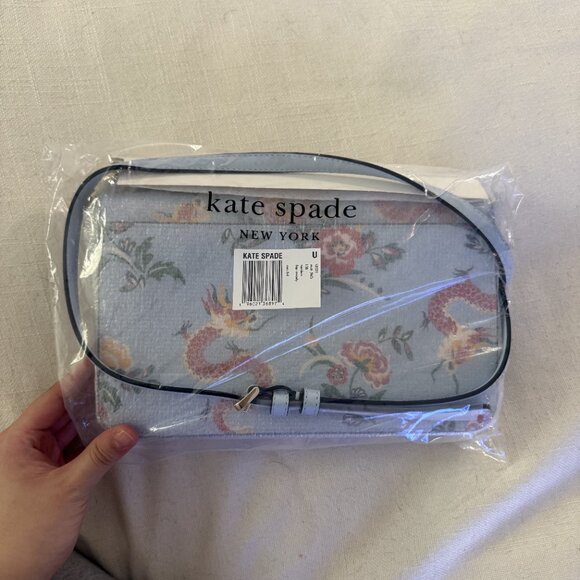 [NWT] Kate Spade Dragon Printed Flap Crossbody - Picture 3 of 4